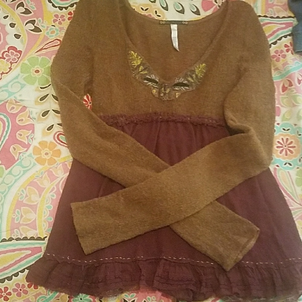 Free People- Georgeous sweater- like New